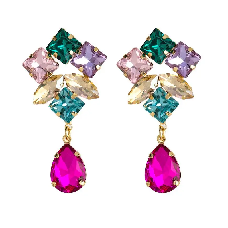 

Hot Sale Long Rhinestone Alloy Inlaid Geometric Pendant Earrings Glass Drill Drop Earrings Wholesale for Women, Gold