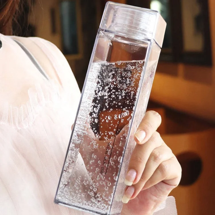 

Reusable Drinking Bottles 500 ml BPA Free Plastic Clear Milk Square Water Bottle with Leak Proof Lid, Customized