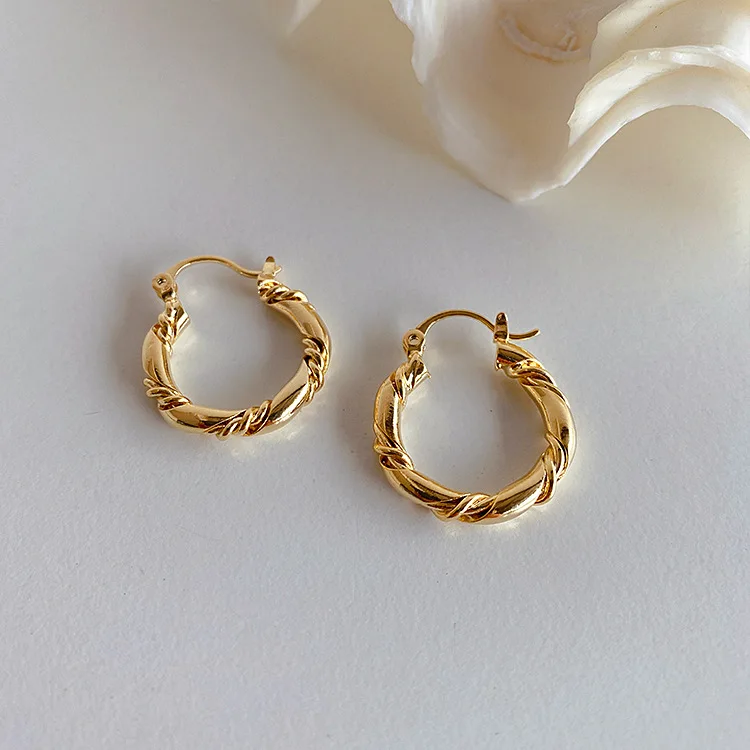 

Hot sale women Vintage twisted gold plated earring jewelry for girls