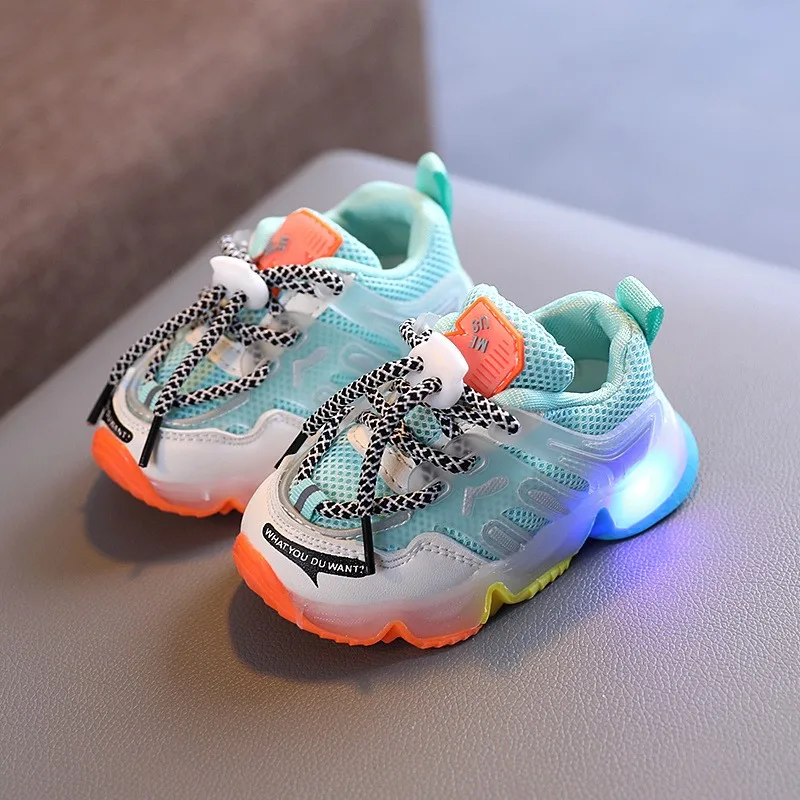 

New Kids Shoes Luminous Children Sports Shoes Toddler Boys LED Glowing Kids Sneakers For Baby Girls Sneaker Light Running Shoes