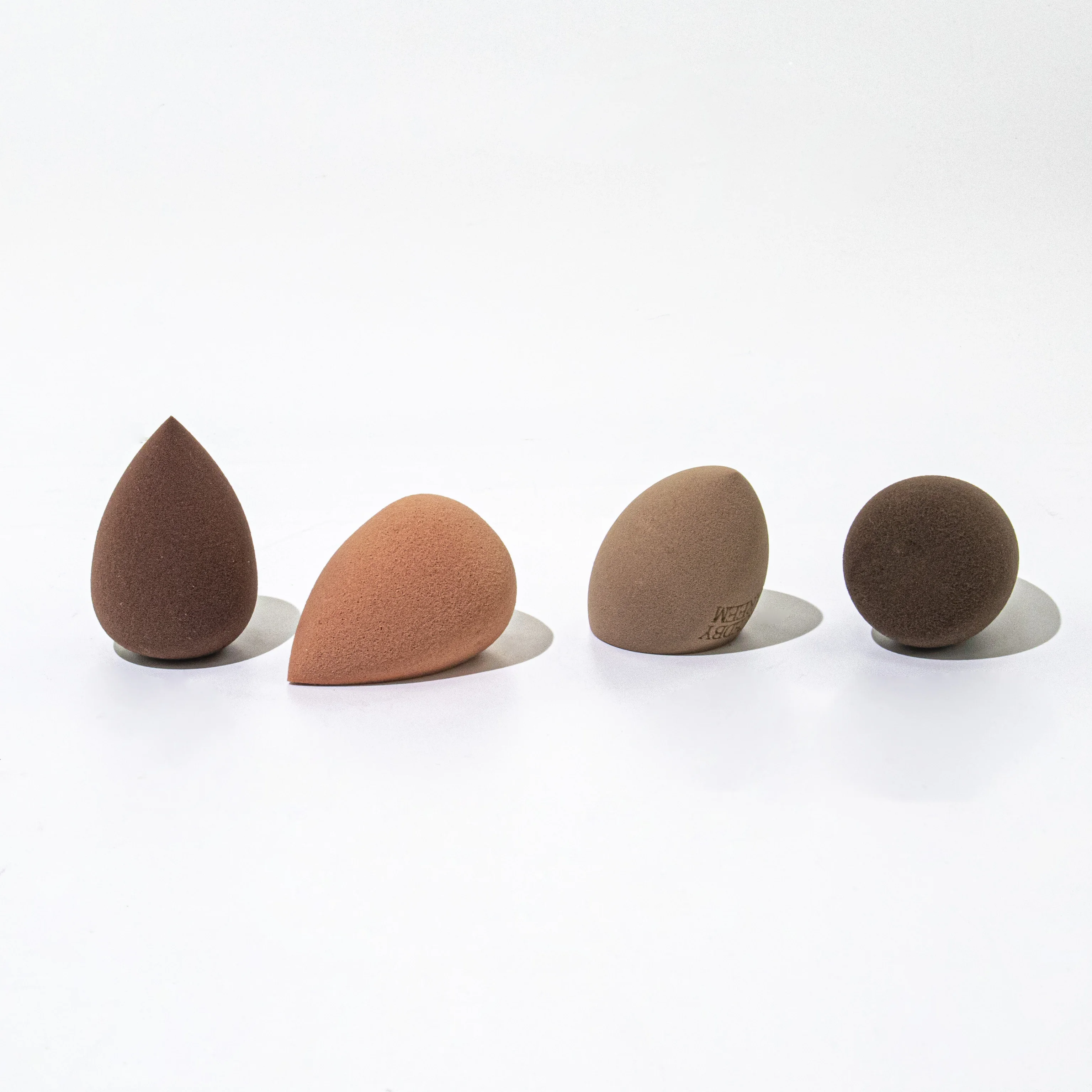 

Latex Free Soft Vegan privte label makeup sponge beauty cosmetic reusable makeup sponges, Customized color