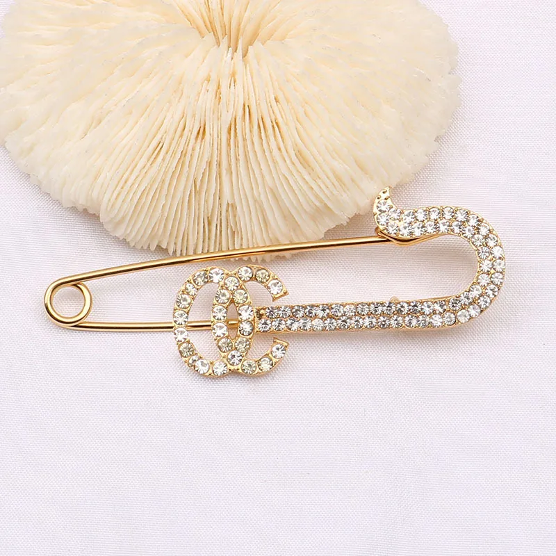 

Creative Korean Temperament Popular Women's Big Pin Diamond Rhinestone Brooch High-end Accessories, White k gold, gold