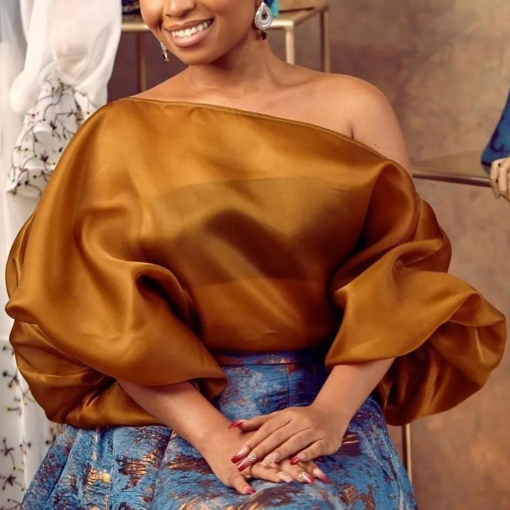 

2022 Spring New Elegant One Off Shoulder Tops Shirt Lantern Sleeve Lady Blouse, Orange blue