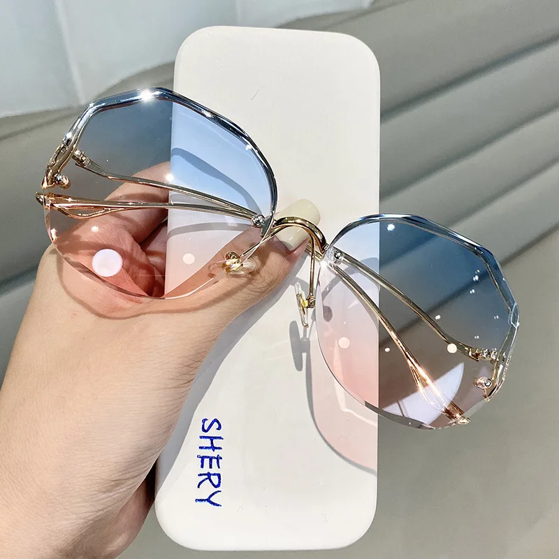 

Fashion Tea Gradient Color Sun Glasses River Rimless Metal Frame Sunglasses Female UV400 2022 Gafas De Sol, Multi colors