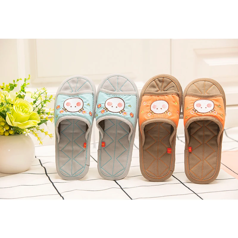 

Woman Slippers Made in China Shoes Women Slippers 2021 Colorful Cute Cloth Slippers
