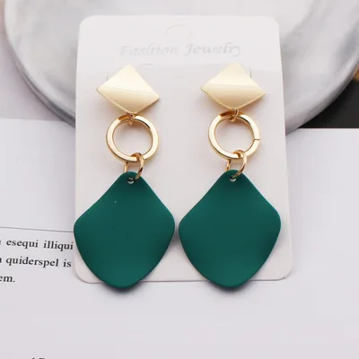 

New Arrivals Hot Style Good Quality Morandi Color Geometry Shape Metal Paint Fashion Temperament Exaggerated Pendant Earrings