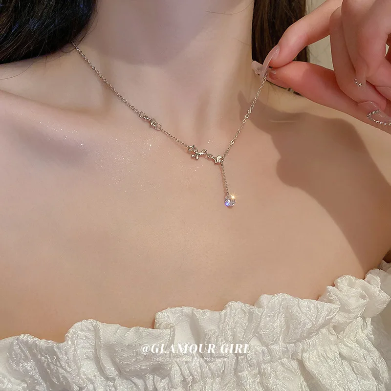 

fashion quality tiny butterfly sunshine pendant necklace