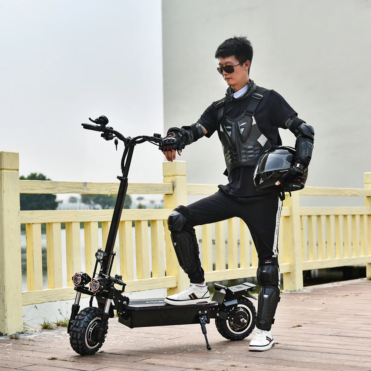 

Hot Sale High Quality maike mk8 fast scooter double motor 5000w electric scooter high range e scooter for adults
