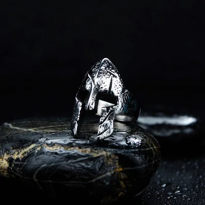 

2020 Wholesale Punk Style Vintage Metal Rings Classic Retro Spartan Helmet Ring Fancy Men Rings For Men