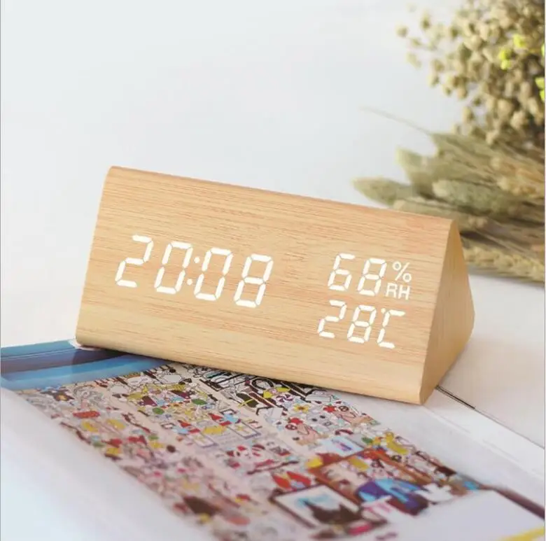 

Amazon Multi-function Digital Number Alarm Clock Desk Clock Hot Sale LED Wood Voice-activated Temperature Home White LED