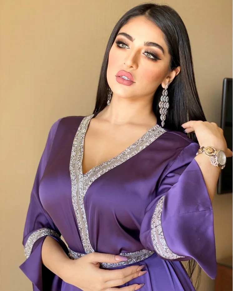 

2021new Dubai African Turkish royal robe with brim of cap Muslim woman's robe, Picture