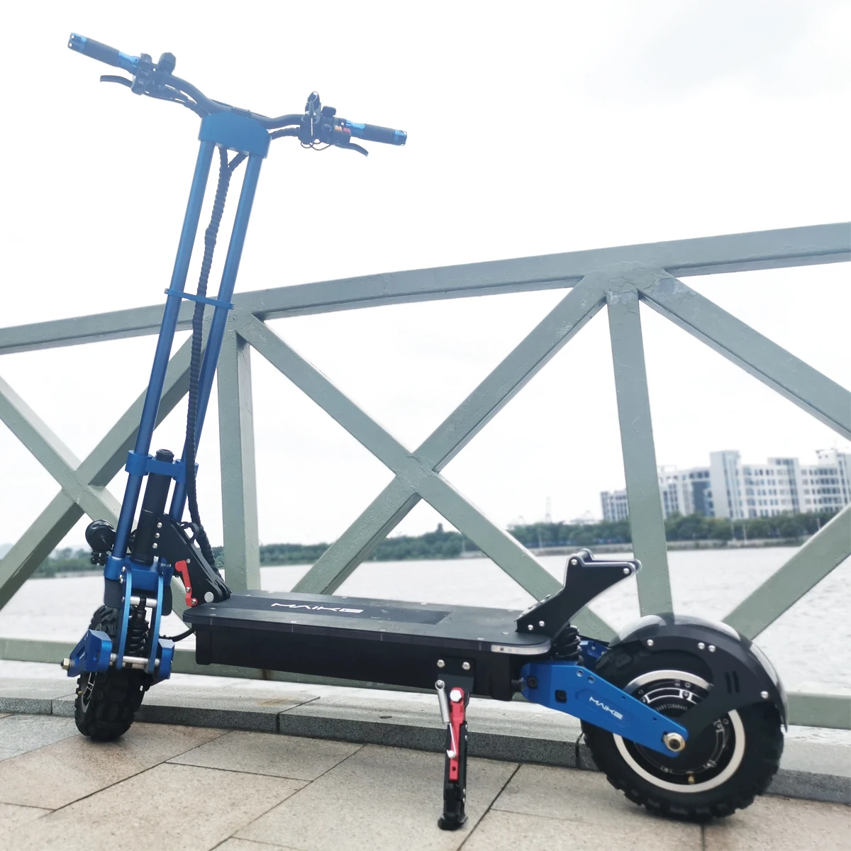 

China Best Price maike kk10s pro fast scooters with seats 5600w electric scooter high range 11 inch e scooter offroad
