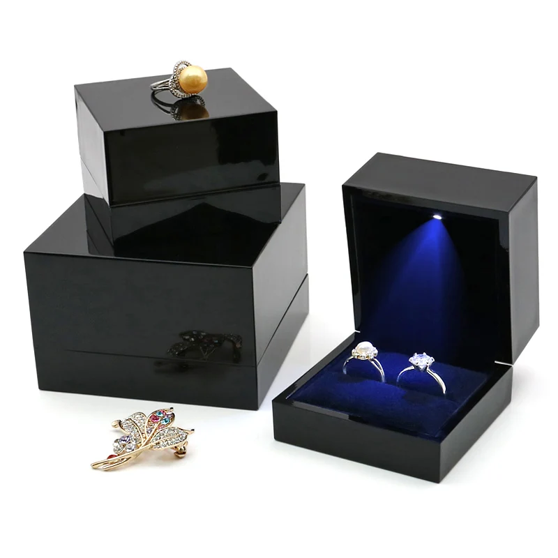 Lucking Jewelry Gift Boxes Case With Led Light For Ring Earrings