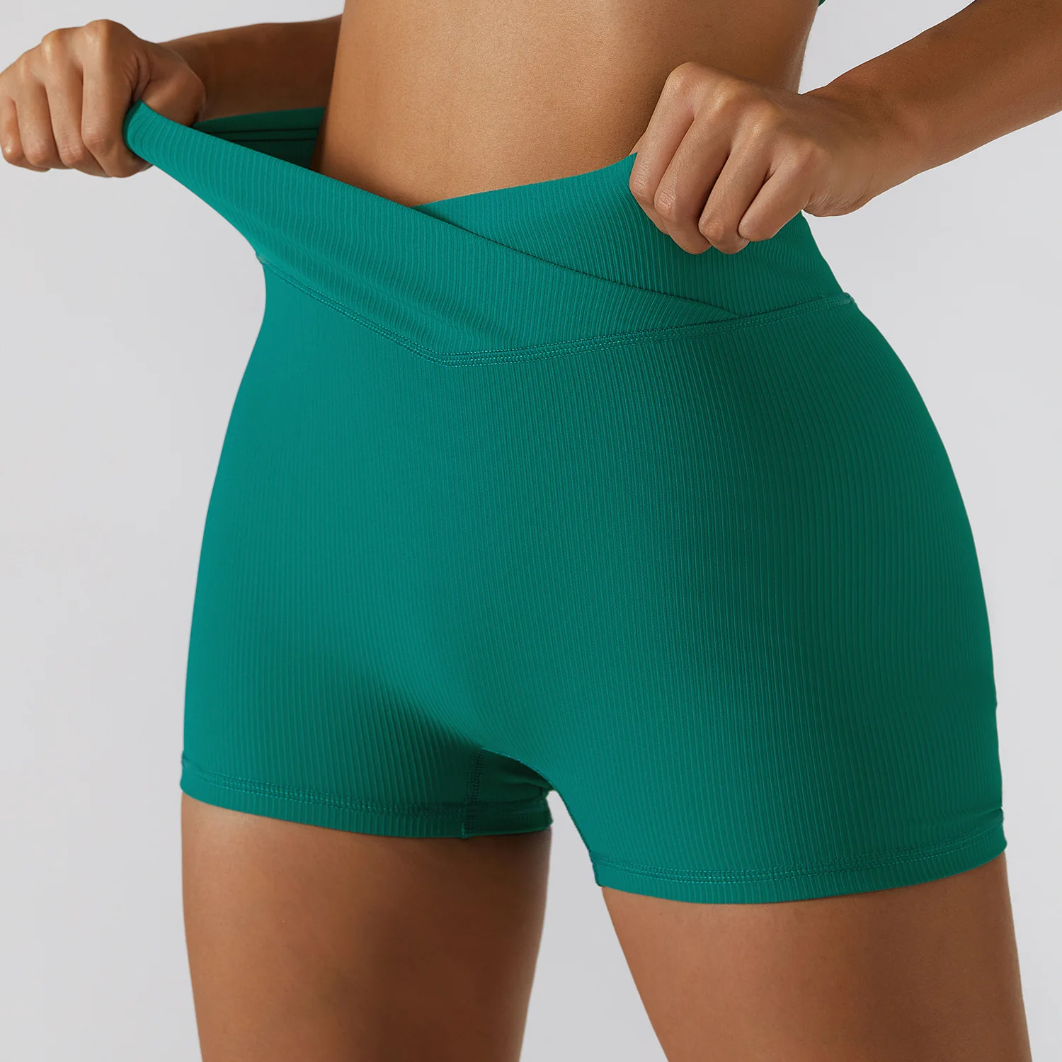 

New Arrival Women Compression Quick Dry Comfort V Shape Waist Ribbed Running Yoga Shorts