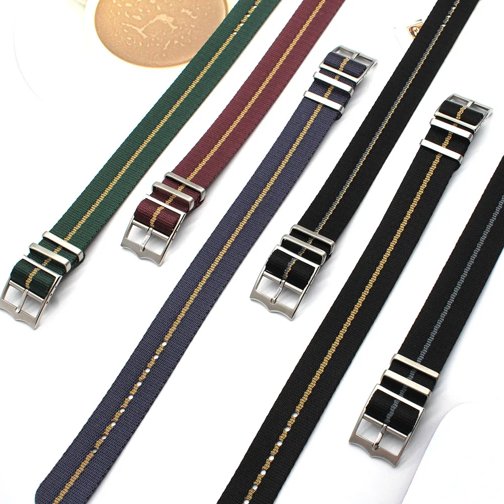 

Premium Emboss Stripe Seatbelt Nato Band 20mm 22mm Custom Color Single Pass Nylon Nato Watch Strap