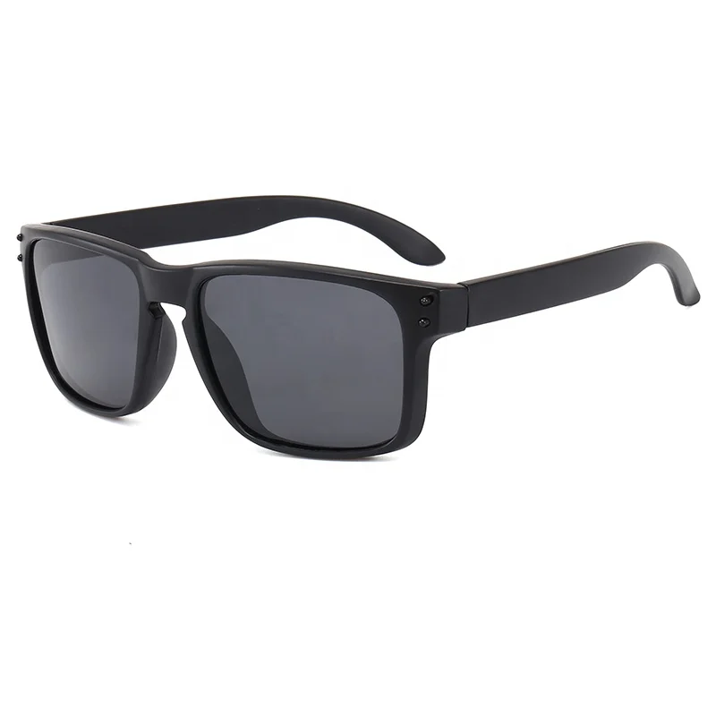 

2021 hot sale custom square driving sun glasses oversize TR90 frame anti slip classic sports men square colorful sunglasses