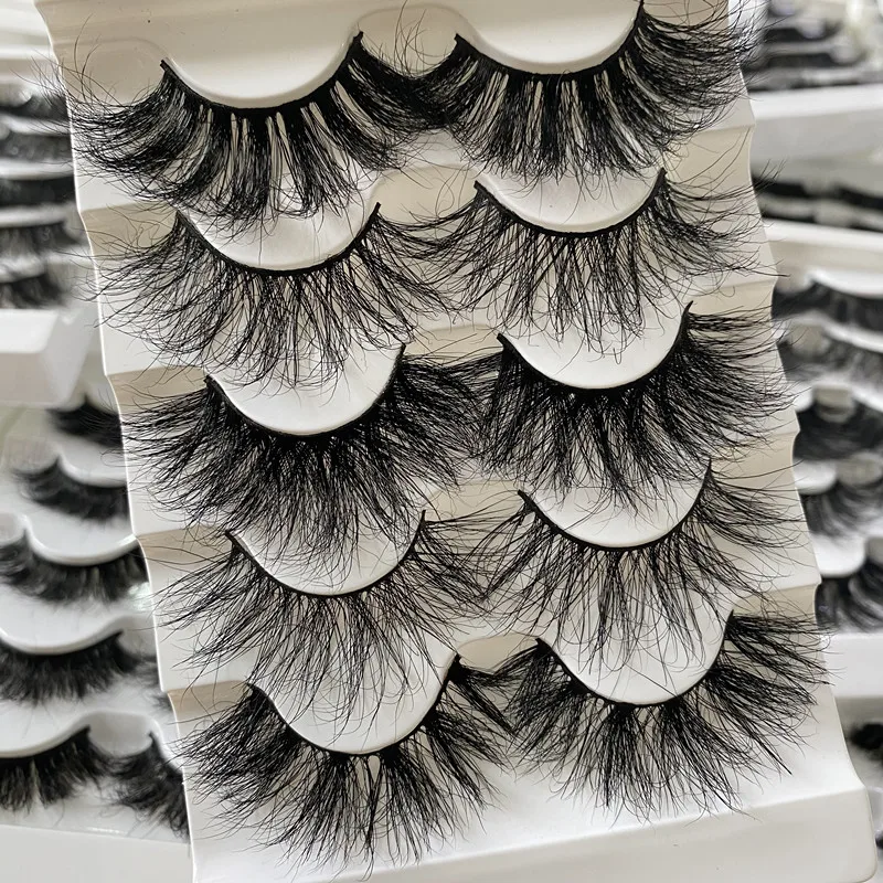 

Maynice Super Fluffy 25MM 3D Mink Eyelash Extra Dramatic Thick Curl Mink Eyelashes with Luxury Eyelash Case