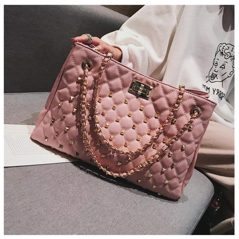 

Handbags for Women Quilt Rivet Chain Strap Shoulder Messenger Bags Big Metal Lock Locks Quilted Leather Handbag, Black