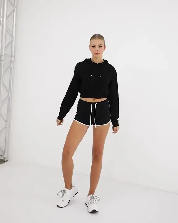 

High Quality 100% Cotton Blank Crop Top Hoodie Custom Black Women Hoodies