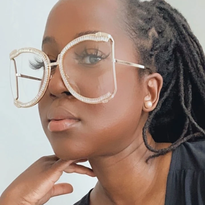 

New Fashion Design Luxury Diamond Oversized Round Shape Lens Half Frame Women 2021 Sunglasses