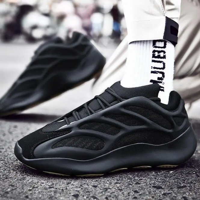 

2020 No Logo Running Shoes 700 V2 Casual Sport Shoes Sneakers Running Yeezy Putian Shoes