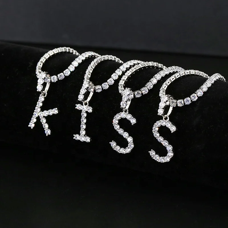 

Isunni Wholesale High Quality Brass Material Alphabet Letter Cubic Zirconia Diamond Tennis Initial Necklace, Silver