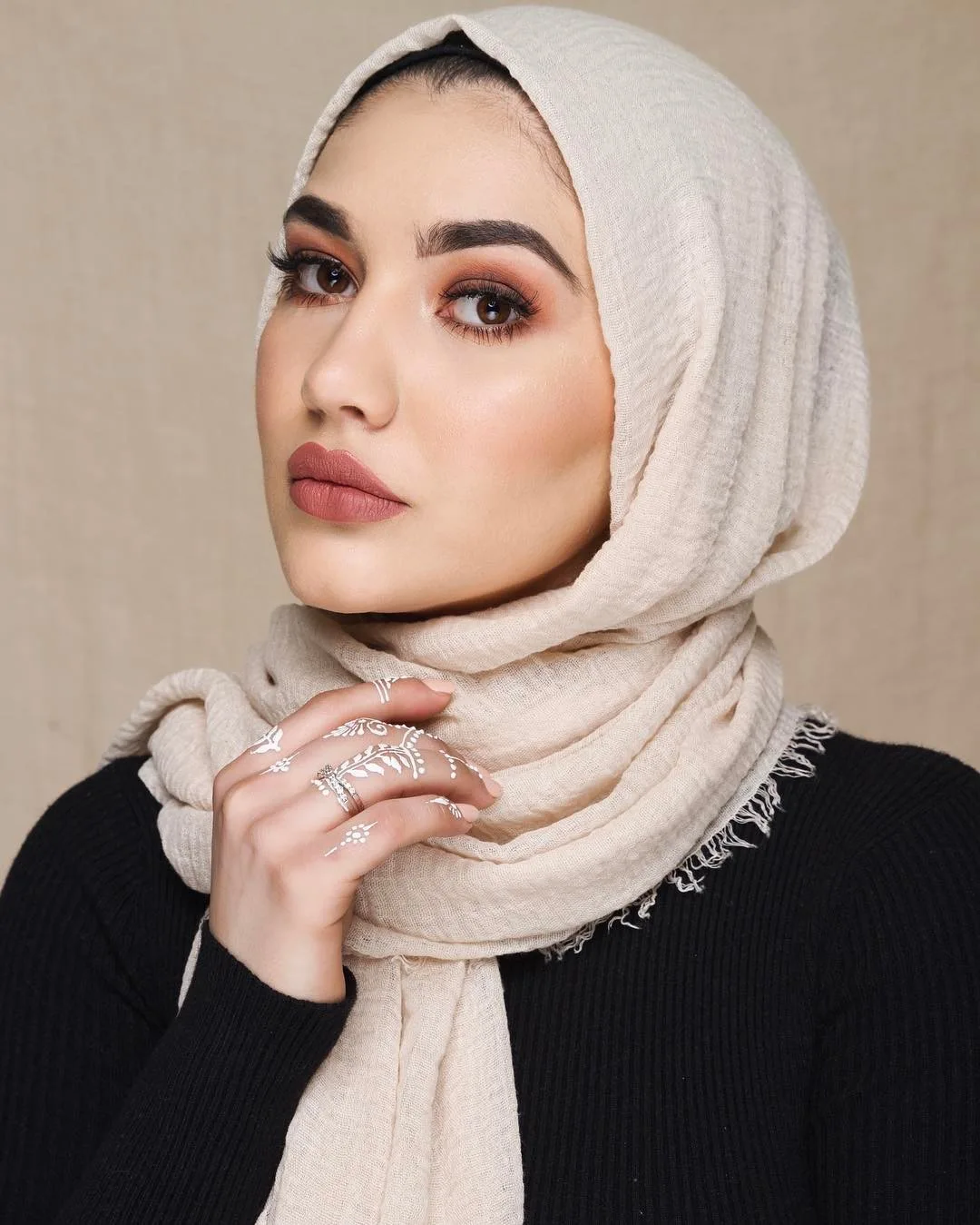 

FR yj 1915 super hot selling Mixed Color Series super soft cottony touch Cotton crinkled scarf wrap shawl hijab