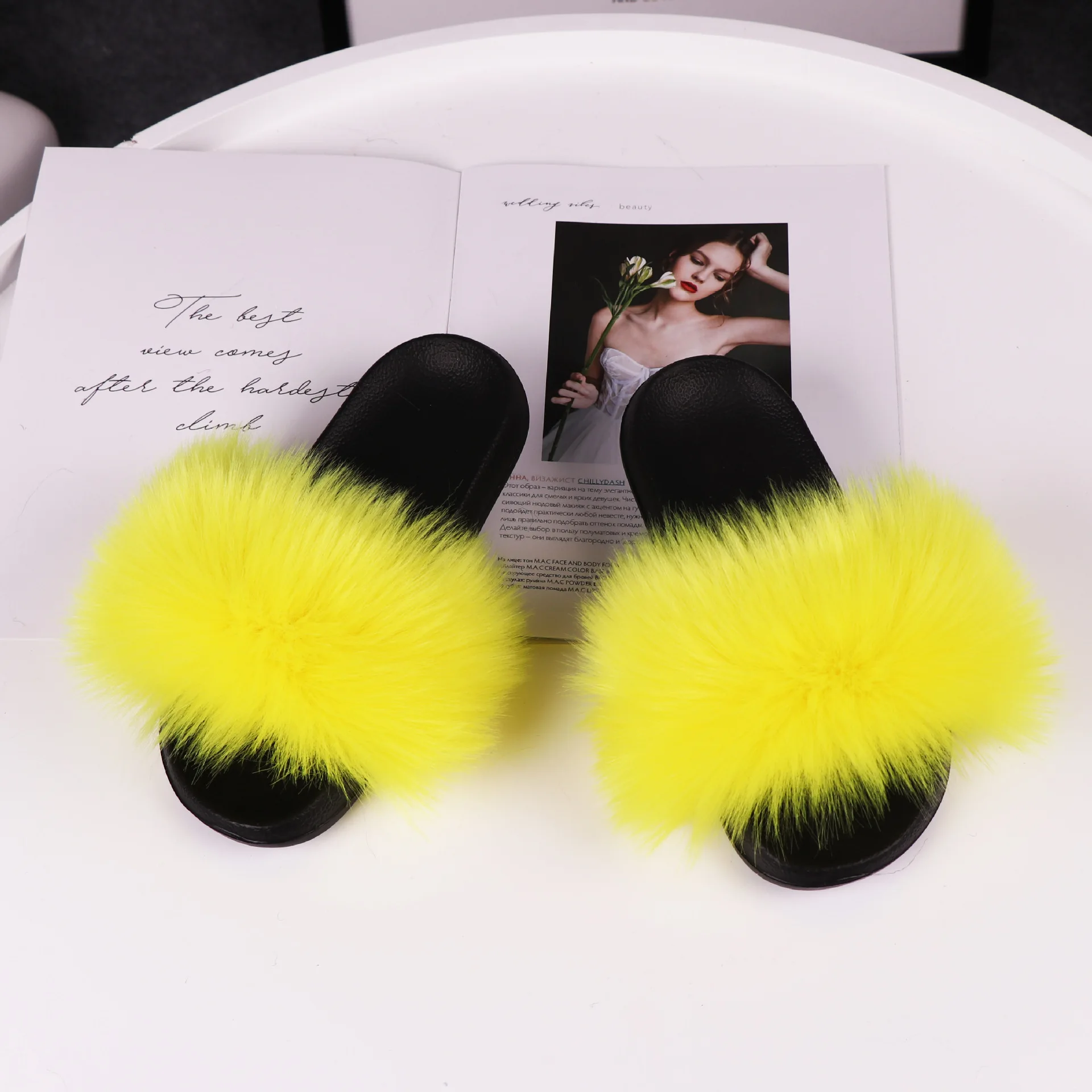 

New Summer Imitated Fox Fur Women Flip-Flops Slippers Fashion Raccoon Fur Ladies Slippers
