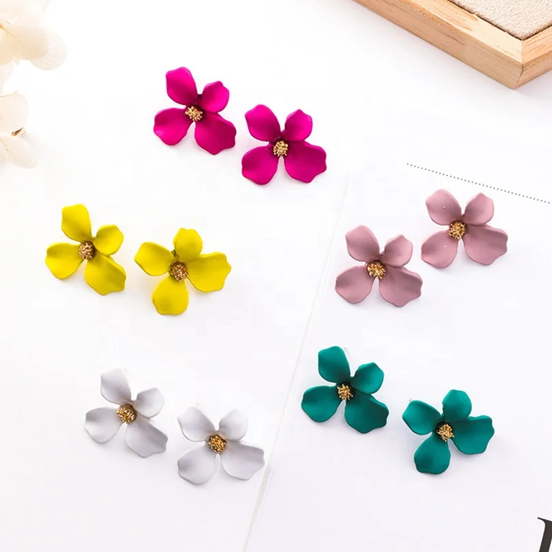 

Korean Sweet Fresh Simple Painted Flower Stud Earrings Personalized Fashion All-match Irregular Petal Earrings For Women