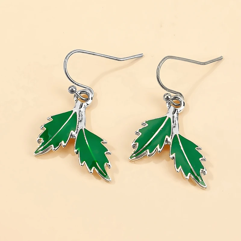 

New Charming Simple Leaf Hook Earrings for Women Bijoux Jewelry Wholesale