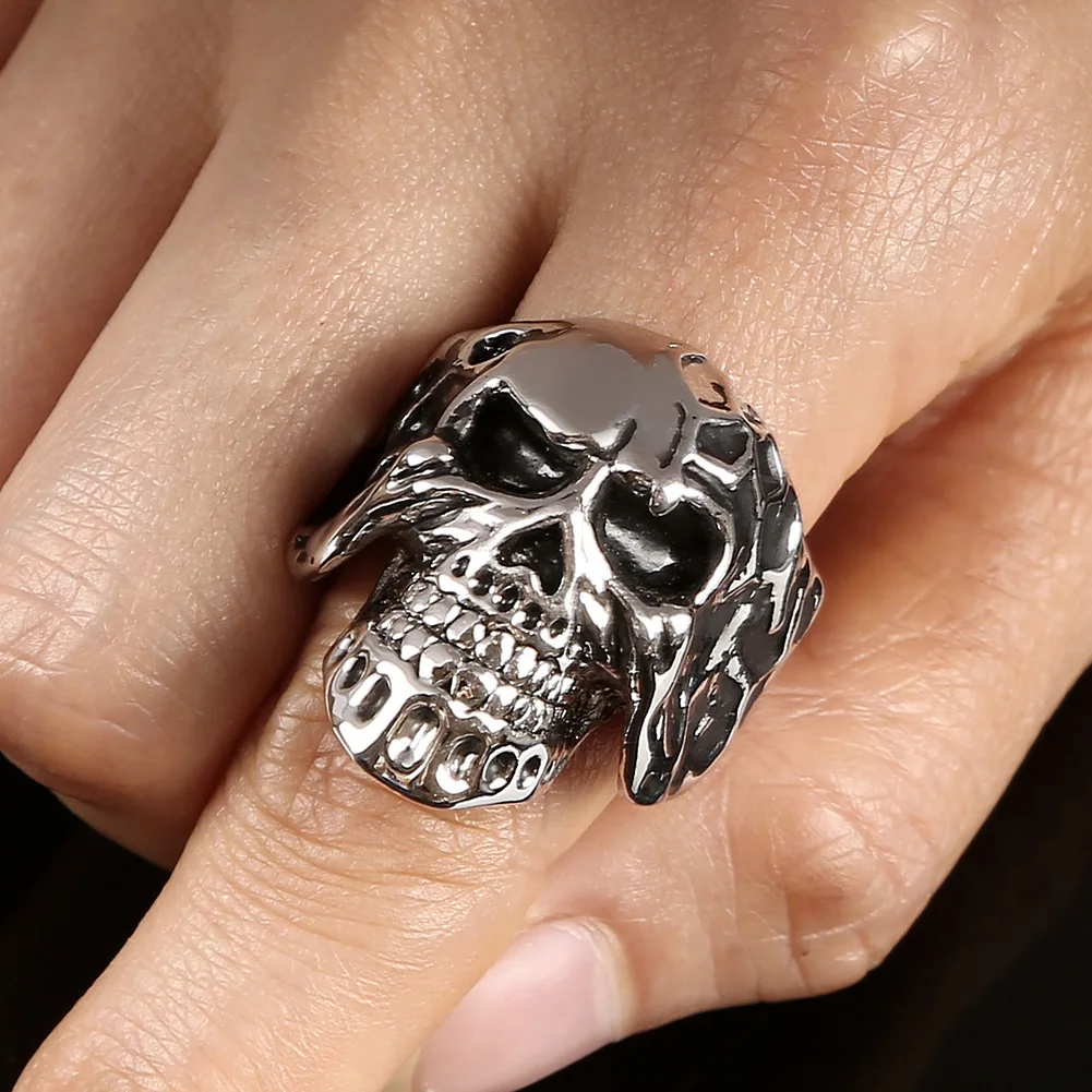 

Wholesale Stylish Hip Hop Huge Heavy Punk Skull Finger Ring Men Rings, Silver color