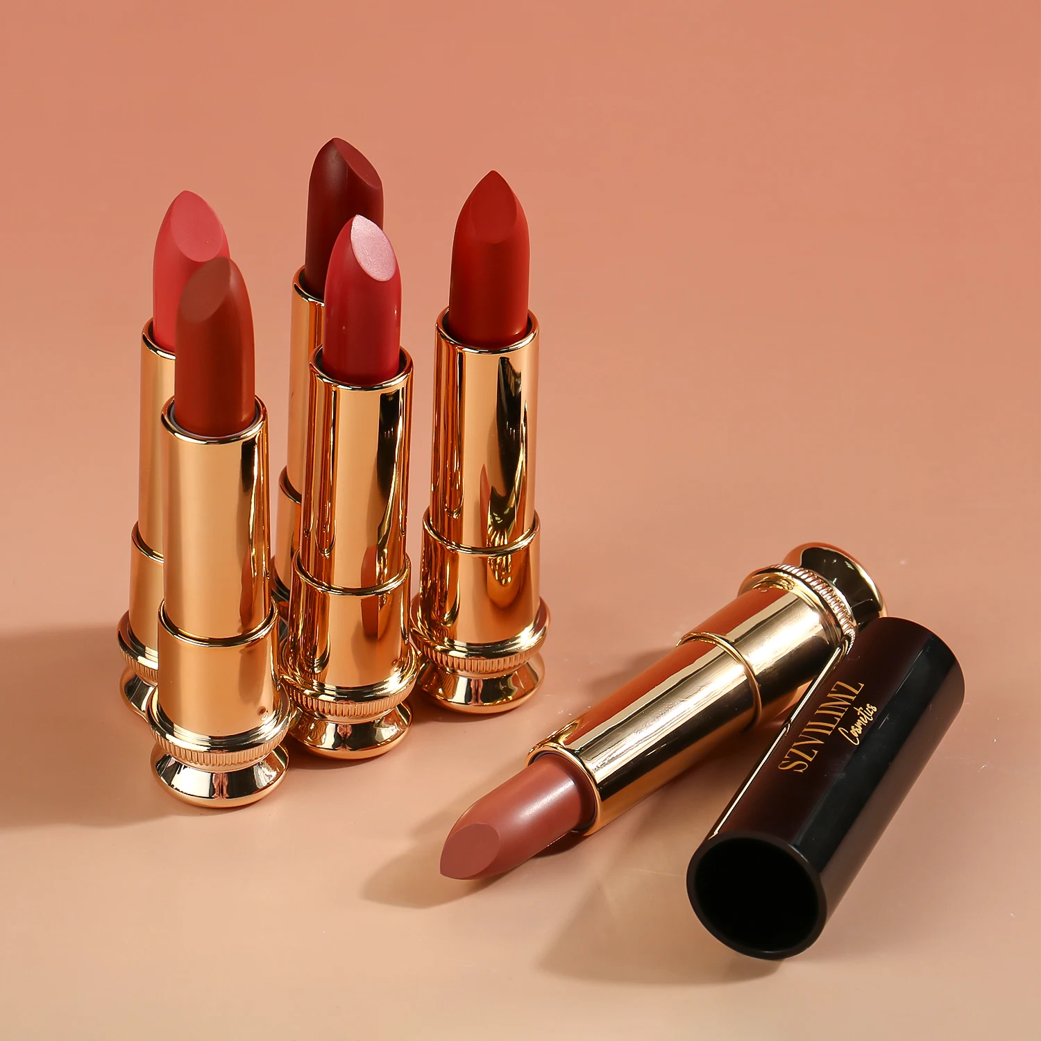 Wholesale Hot Sale Makeup Matte Lipstick Base Waterproof Customize Lipstick Containers