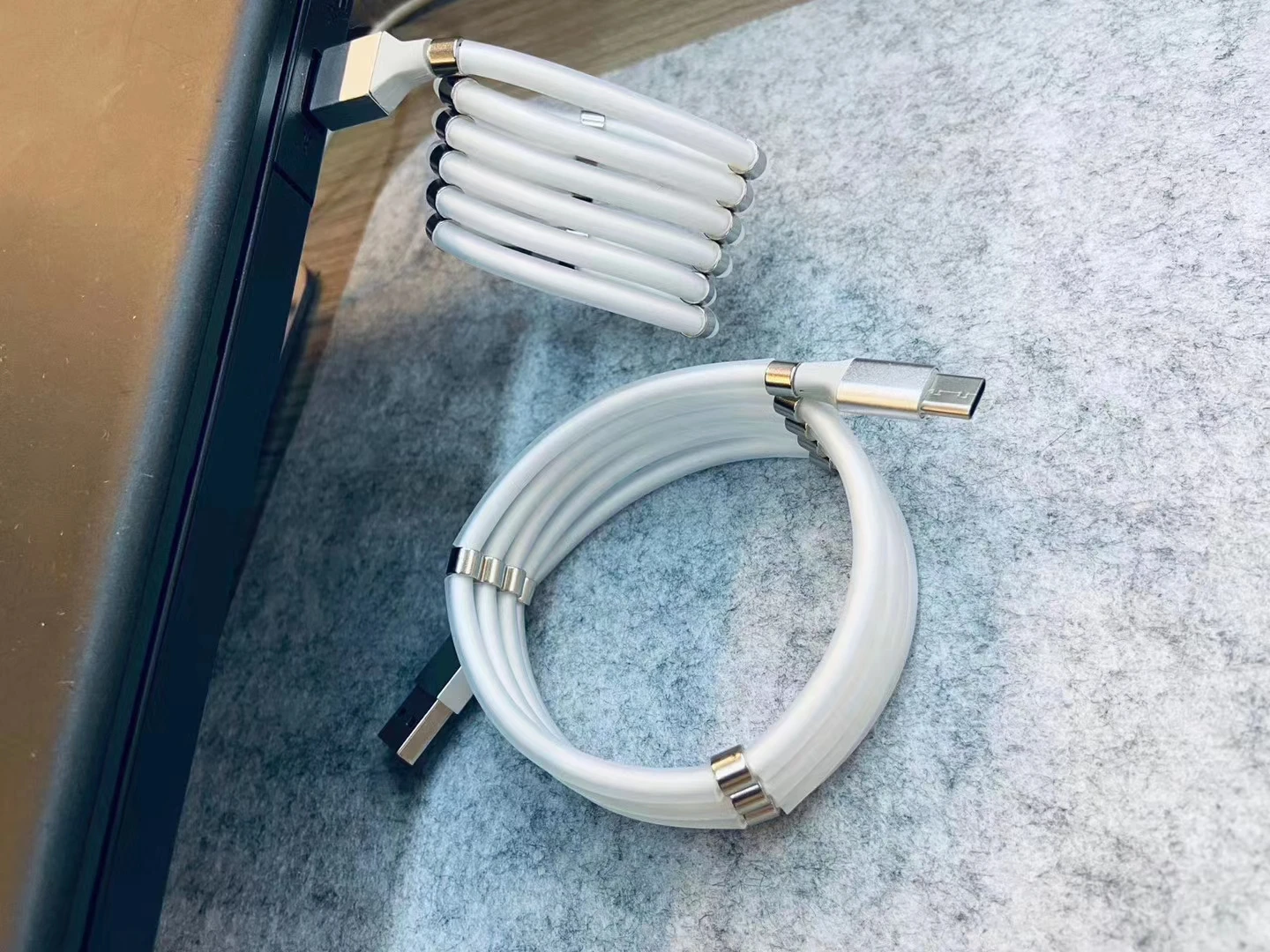 Supercalla USB type C CABLE Self-Wrapping Portable Easy-Coil Charging supercalla Cable with strong Magnetic for mobile phone - ANKUX.COM