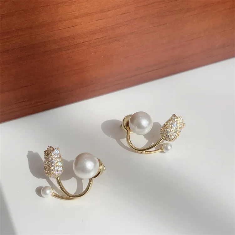 

2023 New Arrivals Gold Plated Pearl Mermaid Earrings Women Luxury Shiny Full Diamond Flower Ear Stud Rhinestone Tulip Earring