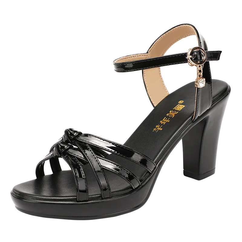 

Middle Heel Fish Mouth Sandals Women's Summer New Buckle Open Toe High-Heeled Sandals Waterproof Platform Large Sandals, Customized color