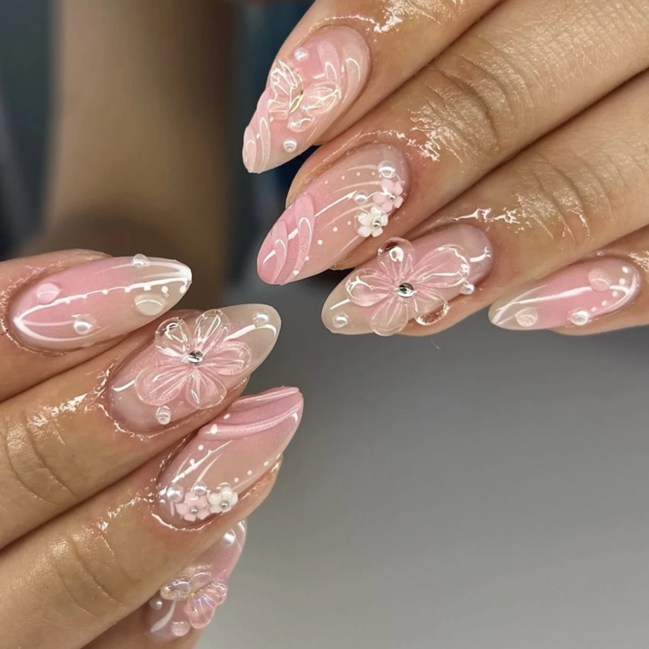 Wholesale 3865 Short Almond Nails with 3D Pink Flowers False Nails Press on Nails Artificial Fingernails Customize