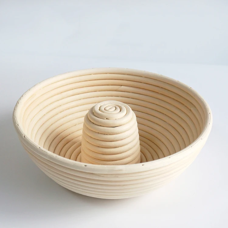 

XH Round Bread Rattan Bowl Factory Wholesale LFGB Food Grade Handmade Ring Shape Proofing Basket In Baking Pastry Tools