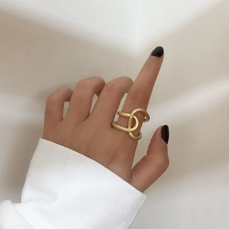 

2020 Wire Twisted Bright Irregular Geometric Rings Open Resizable Gold Stack Rings, Picture