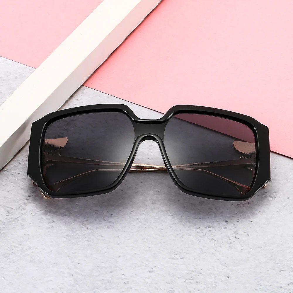 

Eyewear Trading Shade Foldable Fashion Sunglasses Glasses Luxury Women 2021