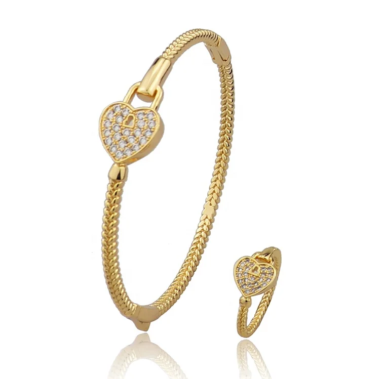 

fashion jewelry 2020 bracelet set jewelry bracelet girl heart and lock gold plated jewelry 18k bangles set