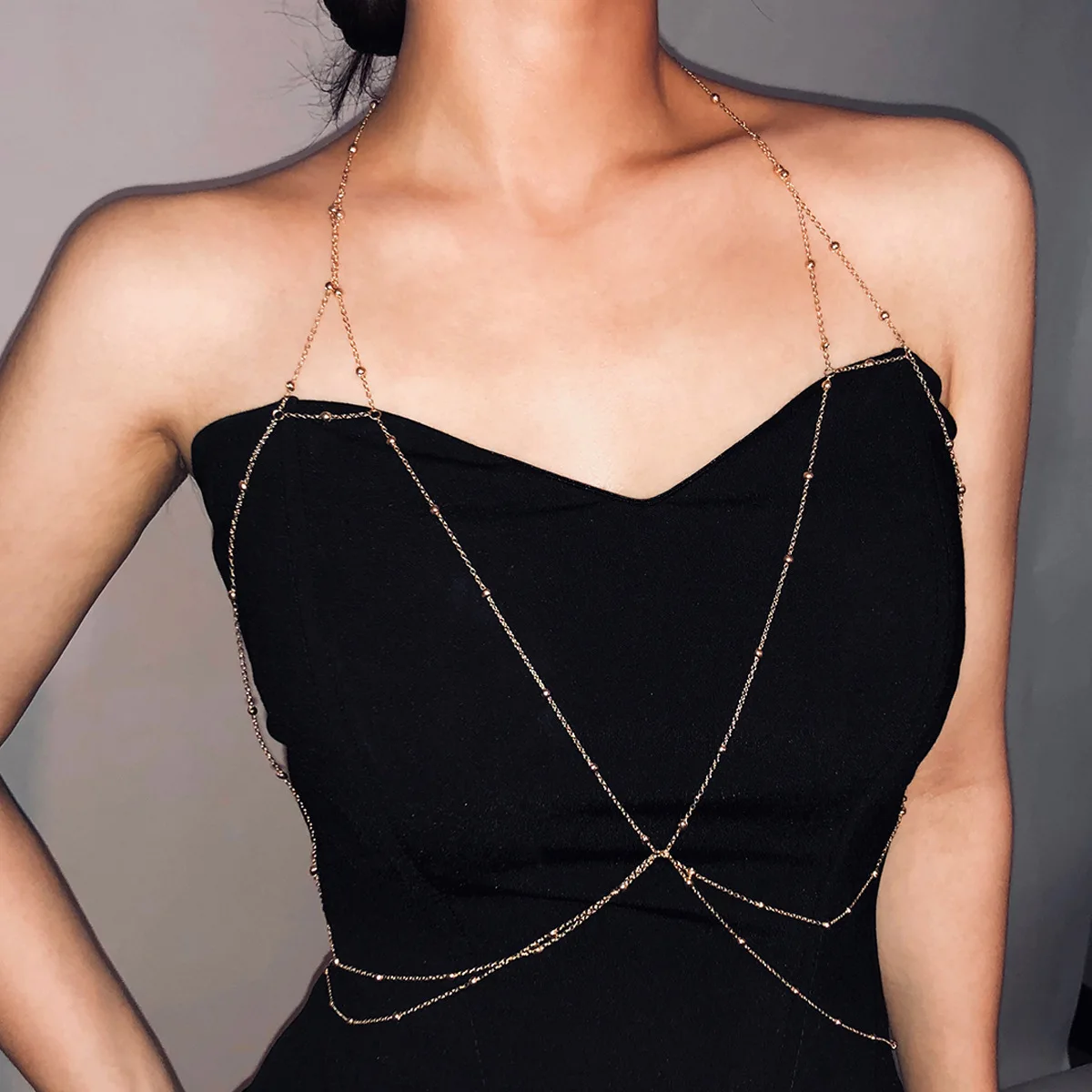 

Stylish body jewelry sexy crystal body chain multi - layer crystal chain shinny in any location