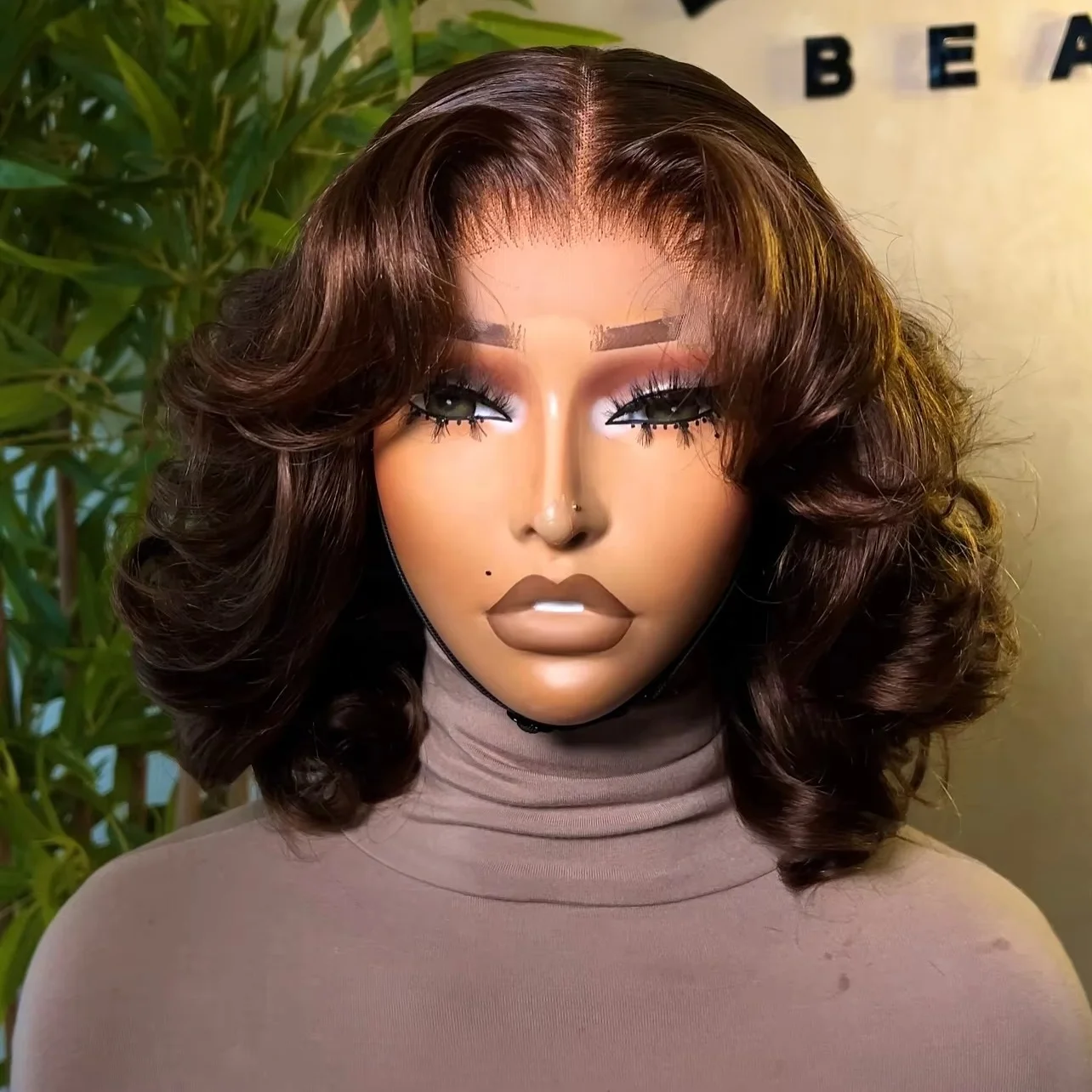 Cheap Glueless Double Drawn Short Bob Wigs Human Hair Lace Front Wig for Black Women Vietnamese Raw Hair Hd Lace Frontal Wig