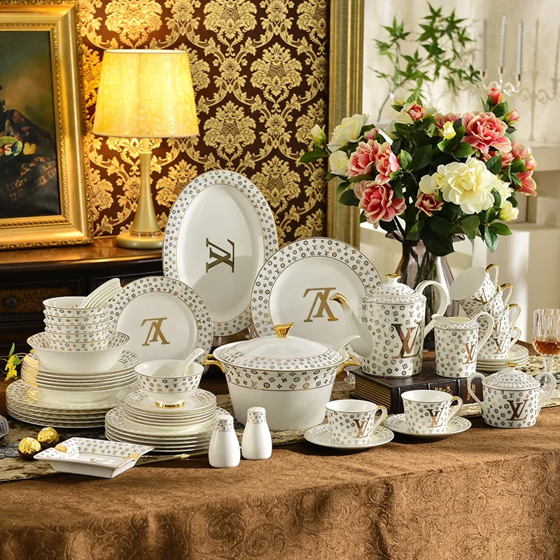 

Promotional 58 Pcs Western Europe Luxury Bone China High Value Dinnerware Sets, White with gold