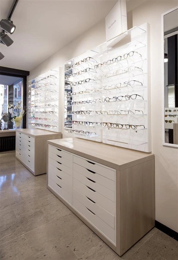 Custom Sunglass Shop Counter Acrylic Luxury Eyeglass Holder Wall Mount