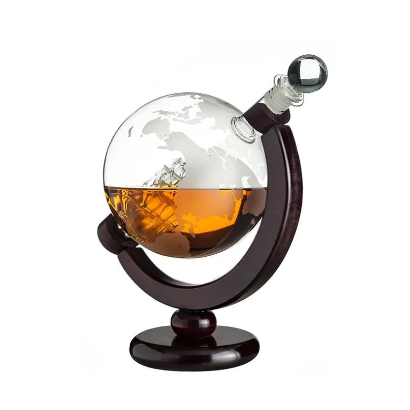 

Amazon Hot Sale 2020 Handmade Pyrex 850ml Globe Whiskey Vodka Wine Decanter With Ship And Bar Funnel, Transparent