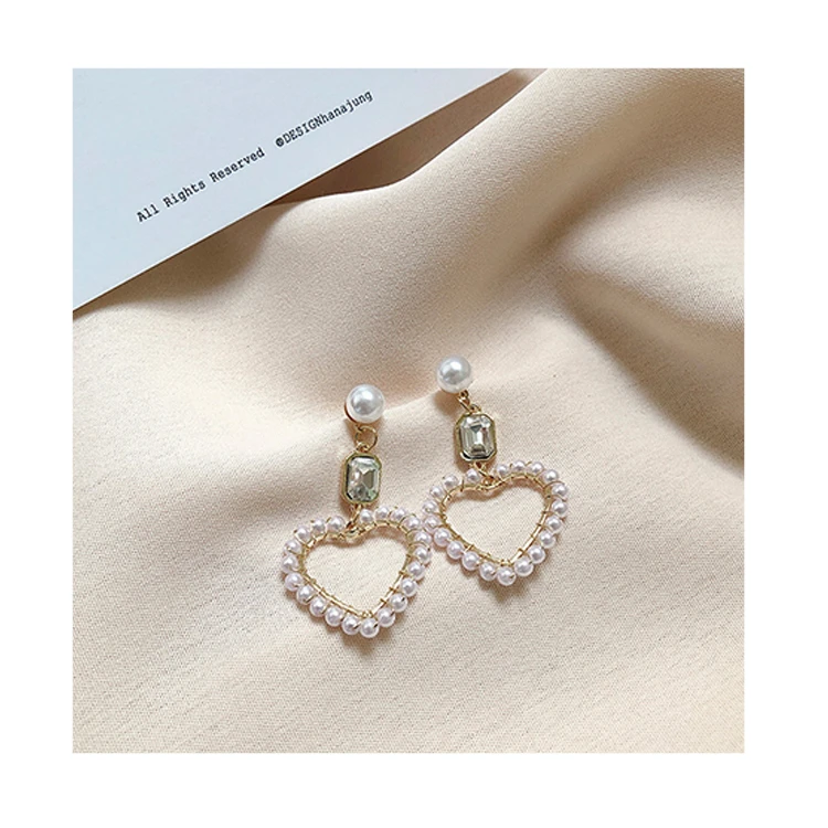 

Young Lady Cute Heart Design Brass Earrings With Pearls, Gold