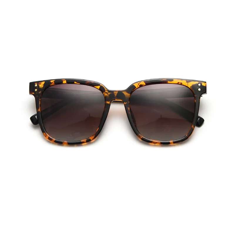 

Wholesale Custom Logo New Fashion Plastic Color Polarized Men Women Shades Sun Glasses Sunglasses 2022, Custom colors