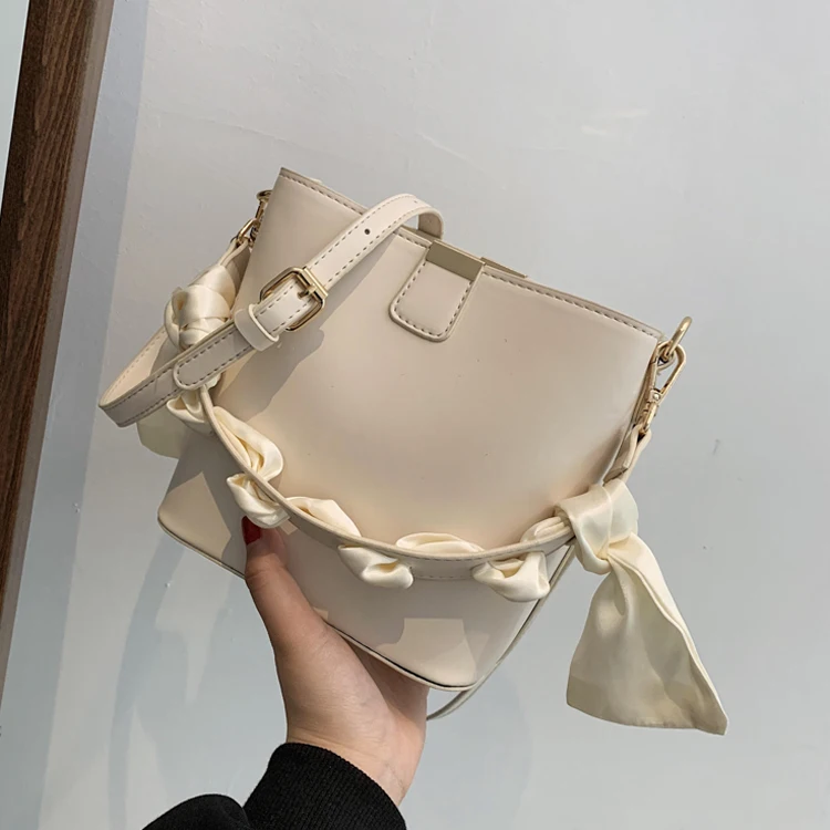 

2021 new trendy fashion women's summer small leather shoulder messenger bag scarf portable bucket bag, Black,blue,yellow,beige