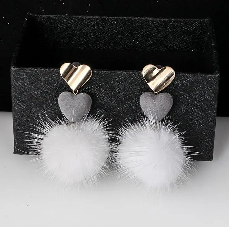 

Factory direct 2021 new democratic style hair ball long earrings wholesale