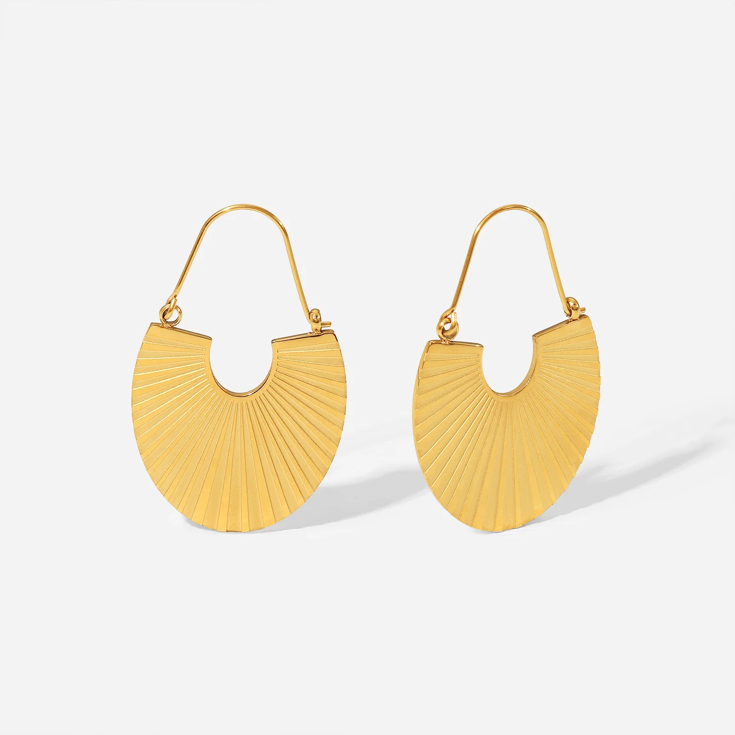 

New Design Sector Rib Statement Earrings 18K Gold Plated Stainless Steel Slice Earrings For Women